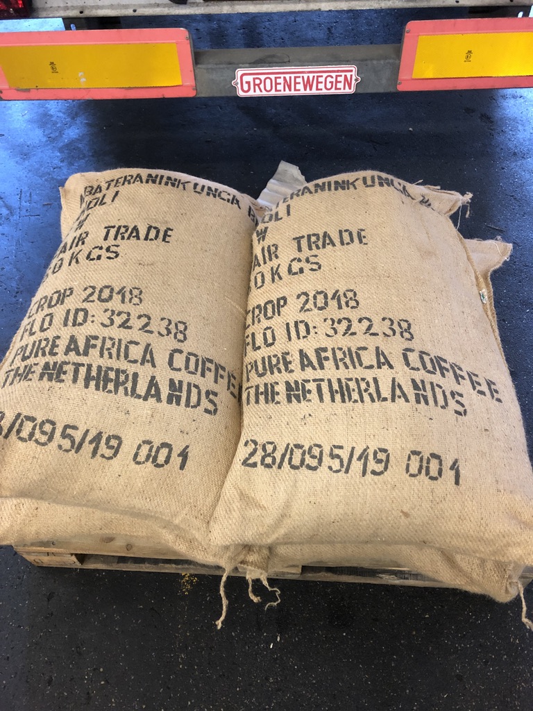 In 2019 kochten we direct trade koffie in Rwanda